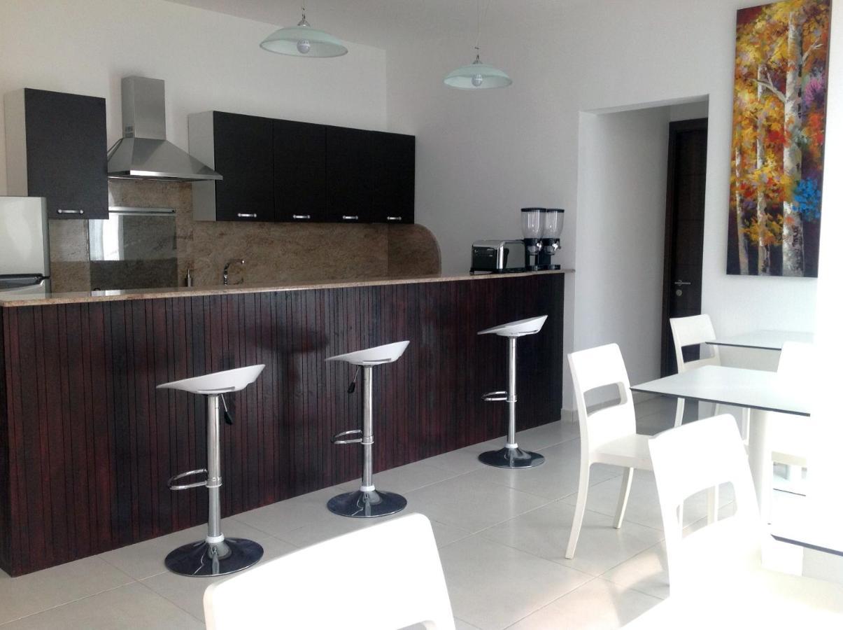 Saint Julian's 8Villa מראה חיצוני תמונה